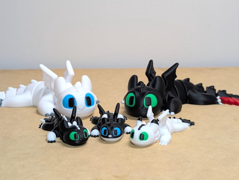 Toothless, Light Fury & Night Lights Dragon Family